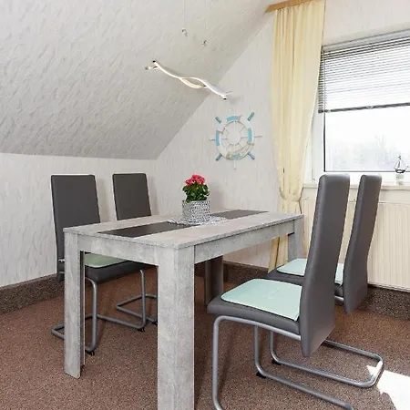 Haus Sonne & Apartamento Esens